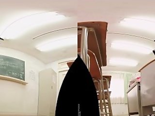 3DVR - shrinking for a Japanese girl - part 1 (part 2 is private)