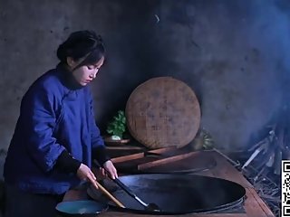 Peanut and melon seeds, dried meat, dried fruit, snowflake cake